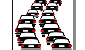 Camion fermo in tangenziale: coda di 2 chilometri tra via Europa e via San Leonardo (direzione Piacenza)