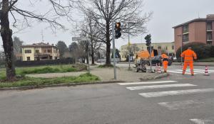 Monticelli Terme: in corso il rifacimento della segnaletica orizzontale