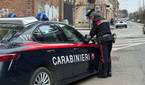 Parma: terrore al Caf, estrae un martello e rapina l'impiegata. indagine lampo dei carabinieri - denunciato 28enne straniero