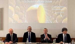 Parmigiano reggiano: nel 2025 crescono produzione (+2,7%), export (+2,7%) e valore al consumo, mentre frena il mercato domestico (-10%)