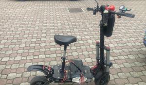 Il monopattino sequestrato dalla Polstrada