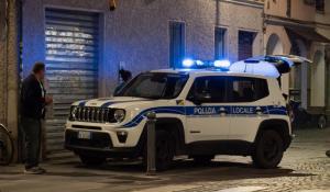 Rissa a mezzanotte in via Imbriani: un ferito