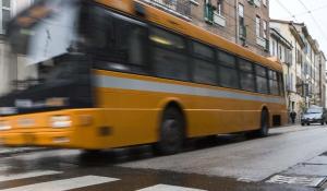 Strada Garibaldi chiusa per manifestazione: deviazione per i bus delle linee 1 e 2