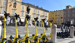 Straordinari servizi operati congiuntamente alla Polizia Stradale e Polizia Locale, per i controlli alla circolazione di monopattini in città
