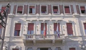 La Cisl denuncia: "Furti all'ordine del giorno al Maggiore. Alcuni corridoi? Bivacco per i senzatetto"