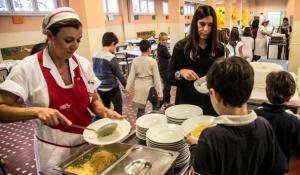 «Ristorazione scolastica, abbiamo toccato il fondo»