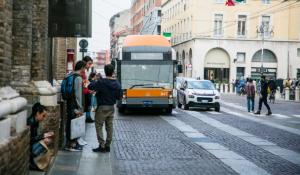 Bus gratuiti nei weekend dello shopping natalizio