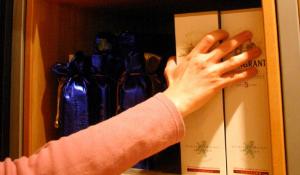 Spintoni e minacce per un gin da 5 euro. E la condanna diventa «costosa»