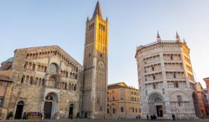 Piazza Duomo finalmente splende senza ponteggi
