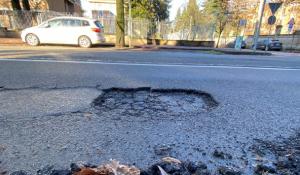 Dopo la pioggia &laquo;riemergono&raquo; le buche