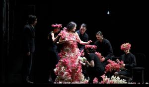 &laquo;Orfeo ed Euridice&raquo;, applausi per tutti e quella voce (&laquo;Ma siamo all'Odeon&raquo;?)