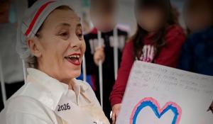 L'amatissima cuoca Camilla va in pensione