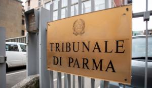 Fece razzia di computer all'Agenzia delle entrate: condannato