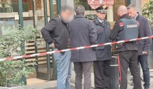 Migliora il 22enne accoltellato in via Lepido. E rimane il giallo: conosceva il suo aggressore?