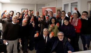 La festa per il No: &laquo;Salvata la Costituzione&raquo;. I sostenitori del S&igrave;: &laquo;Occasione persa&raquo;