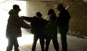 La mamma di un ragazzo aggredito da una baby gang: &laquo;Porto mio figlio via da Parma: cambia scuola e provincia&raquo;