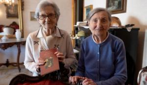 Paola e Franca, le due sorelle inseparabili appassionate di poesia e di musica