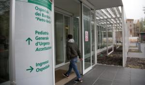 Bimbo di un anno in ospedale per avere mangiato hashish