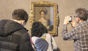 Telecamere e allarmi per proteggere l'arte. E quella refurtiva nascosta in un cappotto al museo Lombardi