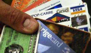 "Ti faccio diventare ricca": e le ruba quasi 13 mila euro