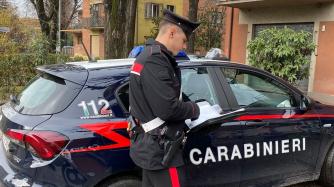 Tradito dall&rsquo;amico viene rapinato al bancomat: due giovani denunciati dai carabinieri