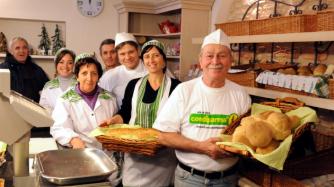 Profumo di pane caldo: fornai, sentinelle della tradizione