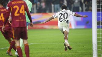 La Juventus vince ancora, battuta la Roma 2-1