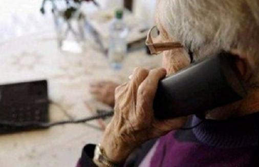 Truffe, non c'&egrave; pace: &laquo;Hanno clonato il numero dei carabinieri per chiedermi un bonifico: mi sono spaventata&raquo;