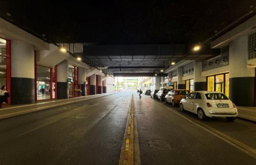 Aggrediscono due turisti che reagiscono. E li fanno arrestare