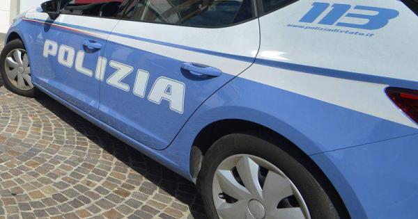 https://www.gazzettadiparma.it/resizer/600/315/true/2022_05_20/thumbnail_59352479_2205525232894279_991859152970055680_n-1653037768387.jpg--il_giorno_di_natale_sotto_la_statua_di_garibaldi_in_grave_alterazione_psifcofisica__lui_e_altri_5_denunciati_in_questi_giorni_per_resistenza__furto_e_guida_in_stato_di_ebrezza.jpg?1653037768568