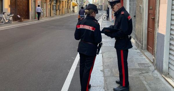 https://www.gazzettadiparma.it/resizer/600/315/true/2025_04_09/thumbnail_09.04.2025_Parma_foto_x_denuncia__furto_in_attivita_commerciali-1744188537322_1744188568.jpg--violenza_al_supermercato__il_furto_si_trasforma_in_rapina__aggredito_il_vigilante_intervenuto__arrestato_32enne.jpg?1744188568337