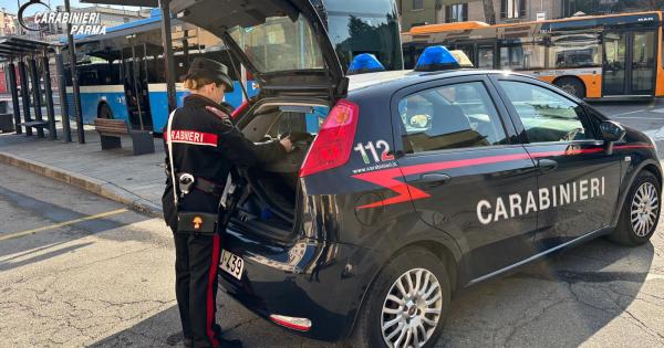 https://www.gazzettadiparma.it/resizer/600/315/true/2025_10_23/23.10.2025_Fornovo_foto_di_repertorio-1761205348083.jpg--fornovo_di_taro__in_meno_di_dieci_minuti_colpiscono_due_attivita__commerciali_della_zona_arraffando_merce_per_un_centinaio_di_euro__denunciati_per_furto_4_stranieri.jpg?1761205348317