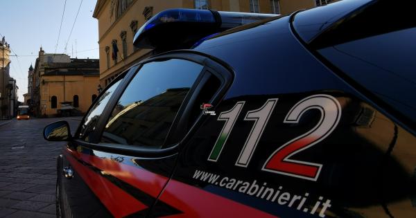 https://www.gazzettadiparma.it/resizer/600/315/true/2025_10_25/24.10.2025_Parma_foto_di_repertorio-1761381995276.jpg--parma__approfitta_delle_operazioni_di_chiusura_di_un_attivita_commerciale_del_centro_per_intrufolarsi_e_impossessarsi_di_150_euro_del_fondocassa__denunciato_per_furto_31enne_starniero.jpg?1761381995900