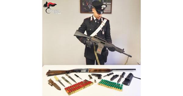 https://www.gazzettadiparma.it/resizer/600/315/true/2025_11_20/Salsomaggiore_detenzione_abusiva_di_armi-1763631975341.jpg--salsomaggiore_terme__da_un_controllo_spuntano_armi_non_denunciate_e_altre_detenute_senza_titoli__denunciato_60enne_italiano.jpg?1763631975523