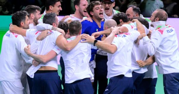 https://www.gazzettadiparma.it/resizer/600/315/true/2025_11_23/davis-1763927946024.jpg--berrettini__cobolli_fanno_volare_l_italia_nella_storia__e_la_quarta_davis__la_terza_consecutiva.jpg?1763927946472