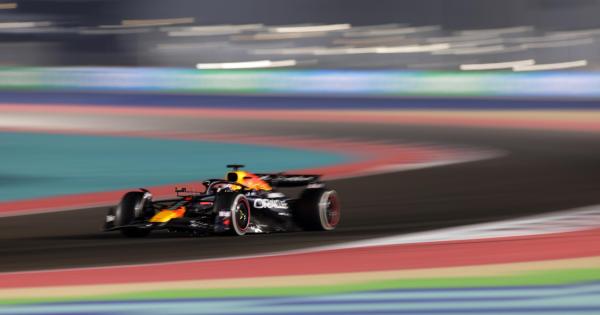 https://www.gazzettadiparma.it/resizer/600/315/true/2025_11_30/Verstappen-1764525249552.jpg--verstappen_vince_in_qatar_e_riapre_il_mondiale_ad_una_gara_dalla_fine.jpg?1764525249997