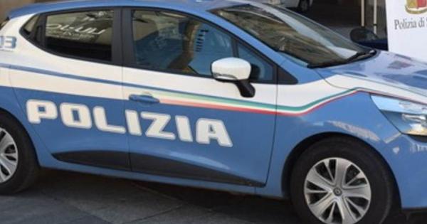 https://www.gazzettadiparma.it/resizer/600/315/true/2025_12_12/polizia-1765526633790.jpg--l__alibi__della_dentiera_fallisce__condannato.jpg?1765526633838