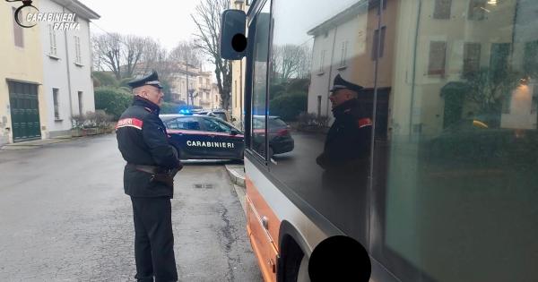 https://www.gazzettadiparma.it/resizer/600/315/true/2026_01_17/17.01.2026_San_Secondo_foto_x_danneggiamento-1768644963277.jpg--san_secondo_p_se__rimproverato_perche_fuma_a_bordo__si_vendica_spaccando_il_vetro_dell_autobus__giovane_straniero_denunciato_per_danneggiamento_.jpg?1768644963304