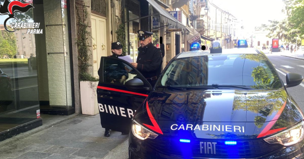 https://www.gazzettadiparma.it/resizer/600/315/true/2026_03_02/02.03.20265_Parma_foto_arresto_rapina-1772447530022.png--parma__carabiniere_fuori_servizio_sventa_rapina_al_supermercato__25enne_arrestato_e_trasferito_in_carcere.png?1772447530219