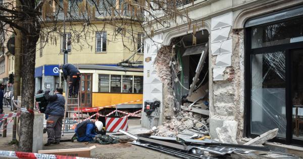 https://www.gazzettadiparma.it/resizer/600/315/true/2026_03_02/milano_tram-1772438912704.jpg--il_conducente_del_tram_indagato_per_disastro_ferroviario.jpg?1772438913197