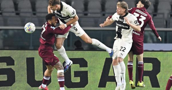 Esultanza dei giocatori del Parma