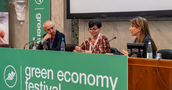 https://www.gazzettadiparma.it/resizer/600/315/true/2026_04_18/greeee-1776536345903.jpg--green_economy_festival__la_seconda_giornata__domani_l_evento_conclusivo_con_paolo_giordano.jpg?1776536345994