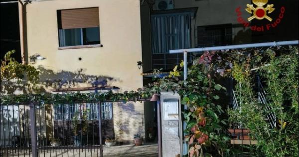 https://www.gazzettadiparma.it/resizer/600/315/true/ansa/2025_10_23/f9c2a4c3a5d761b7f05235cb91b99767.jpg--un_intera_famiglia_trovata_morta_in_casa__monossido_di_carbonio_killer_a_rovigo.jpg