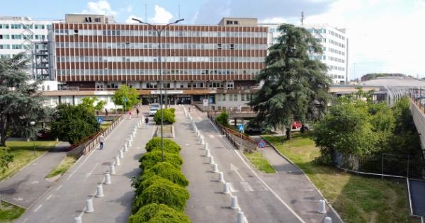 https://www.gazzettadiparma.it/resizer/600/315/true/gn4/49191/GN4_DAT_49191296.jpg--vignali___sanita__la_regione_penalizza_l_ospedale_di_parma_e_favorisce_quello_di_reggio__ecco_i_dati_.jpg