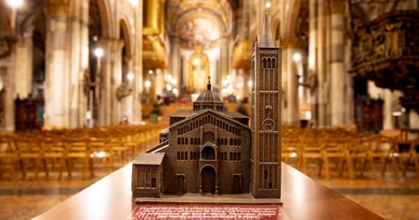 https://www.gazzettadiparma.it/resizer/600/315/true/gn4/49371/GN4_DAT_49371219.jpg--cattedrale__realizzato_un_modellino_tattile_per_i_non_vedenti.jpg