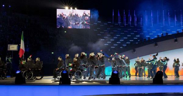 https://www.gazzettadiparma.it/resizer/600/315/true/italpress/2026_03_06/1772833393758.jpg--milano_cortina__verona_apre_ufficialmente_le_paralimpiadi_invernali_2026.jpg