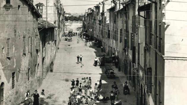 Oltretorrente, un tour dov'è passata la storia