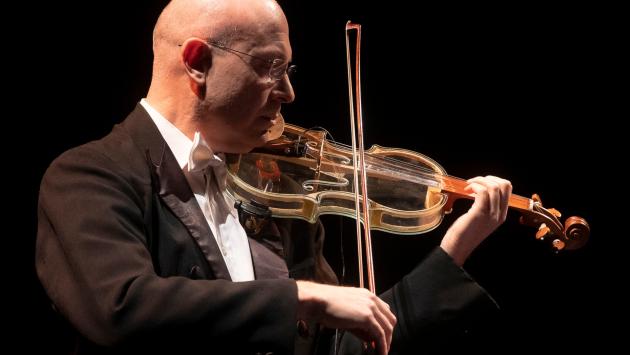 X Il «Va, pensiero» con il violino di cristallo 