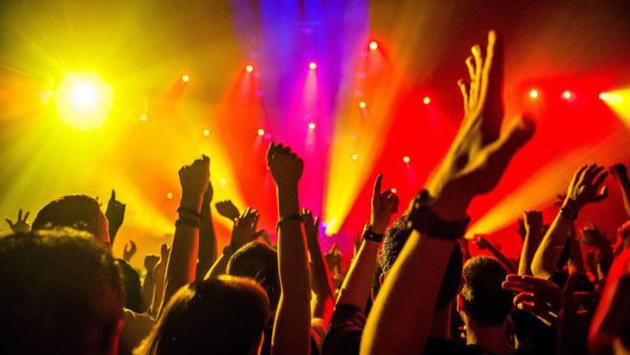 La lezione (già sprecata) del rave di Modena