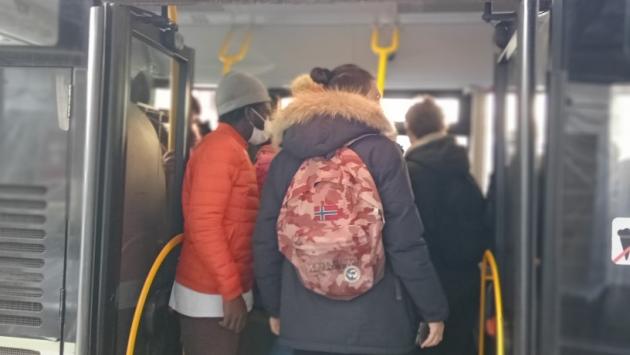 Autobus pieno al Campus